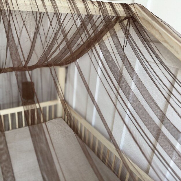 Tiulio užuolaida, baldakimas namelio tipo lovai 13