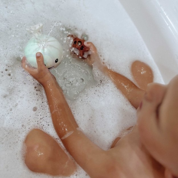 WOOPIE BABY Vonios žaislas „Banginis“ – vandens fontanas su LED apšvietimu 10