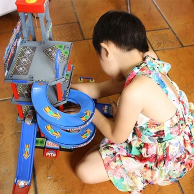 WOOPIE Daugiaaukštė automobilių stovėjimo aikštelė–garažas su plovykla, automobiliukais ir sraigtasparniu + priedai 11