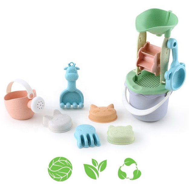 WOOPIE GREEN smėlio rinkinys su vandens malūnėliu kibirėlyje, 9 dalių – biologiškai skaidus, ekologiškas plastikas