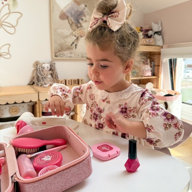 WOOPIE Kirpyklos ir kosmetikos rinkinys lagaminėlyje 2 in 1, 43 vnt. 1