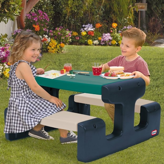 Little Tikes mėlynas–žalias pikniko stalas vaikams – naudoti lauke