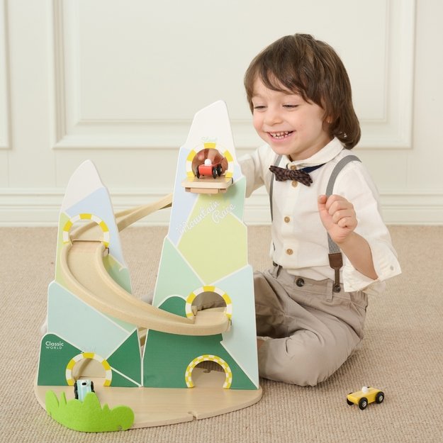 Medinė kalnų lenktynių trasa su 3 automobiliais 5