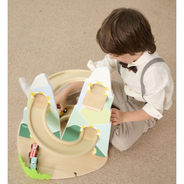 Medinė kalnų lenktynių trasa su 3 automobiliais 6