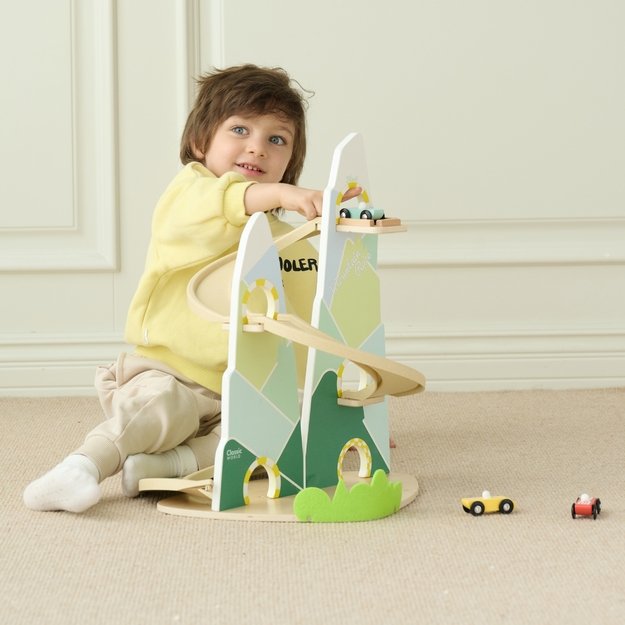 Medinė kalnų lenktynių trasa su 3 automobiliais 4